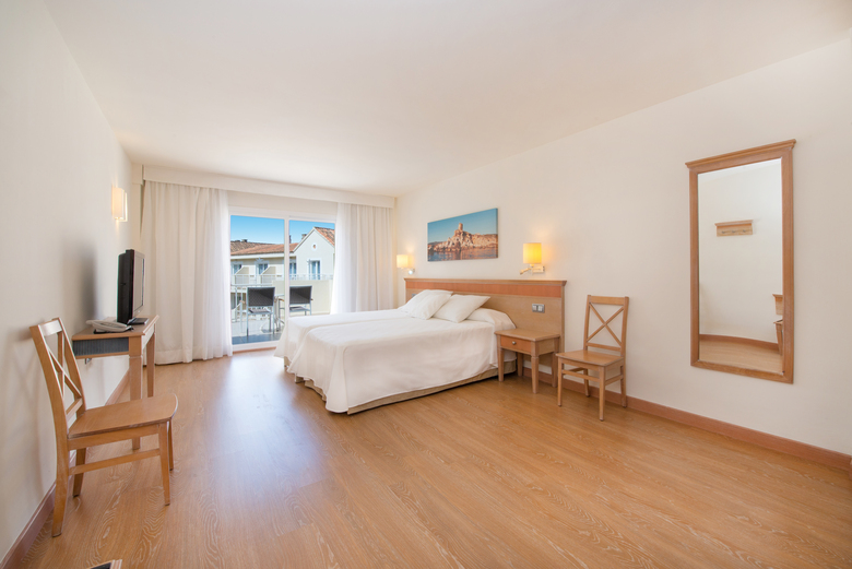 Hotel Iberostar Waves Club Cala Barca