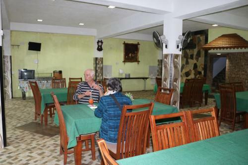 Posada Queens Rest Inn