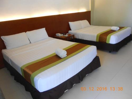 London Beach Resort And Hotel