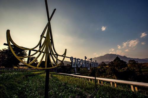 Hostal Bura Phat Resort