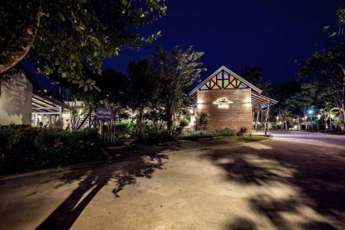Hostal Bura Phat Resort