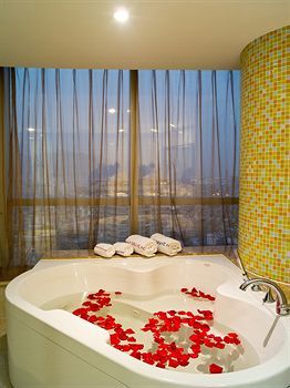 Wenzhou Guomao Grand Hotel