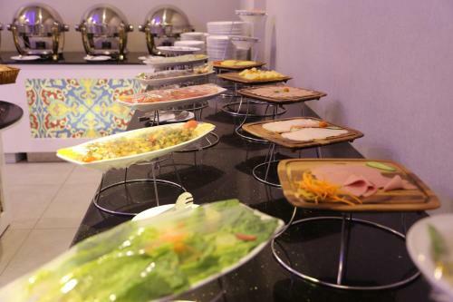 Apartamento Makarm Palm Hotel Suites