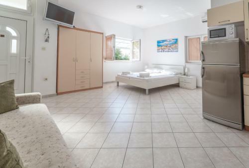 Apartments More