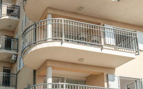 Apartments More