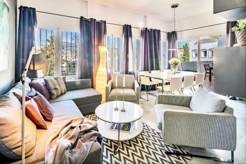 Rg - Elegant 2 Bedroom Apartment In Puerto B