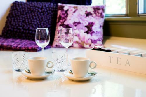 Bed & Breakfast Cuisinerie Mensinge With Dreams
