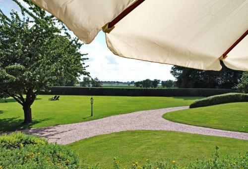Hostal Landhaussuite Am Schloss