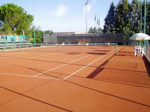 Baia De Bahas - Apartments & Resort