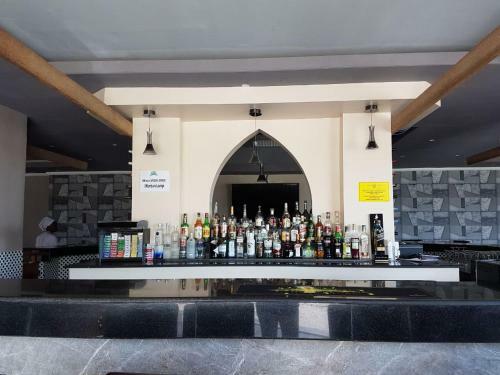 Hotel Tanga Beach Resort & Spa