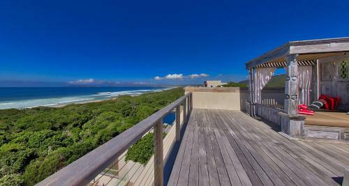 Villa Home By The Beach