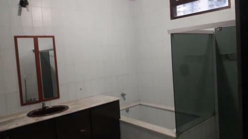 Frederica Hostel