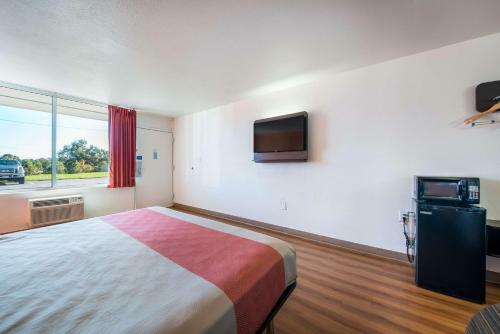 Hotel Motel 6 Connelly Springs