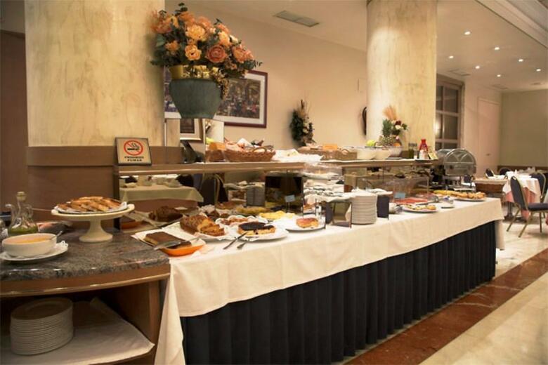 Hotel Albret