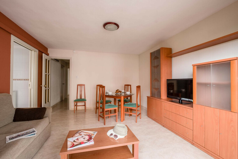Aparthotel Apartamentos California