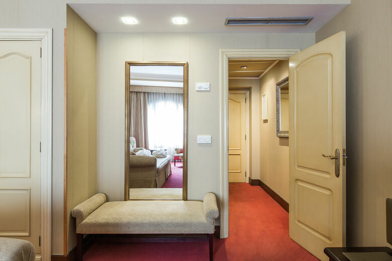Hotel Carlton