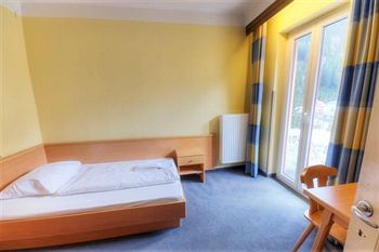 Hostal Euro Youth Hotel & Krone