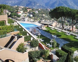 Hotel Portofino Est Residence