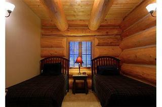 Paradise Meadow Lodge