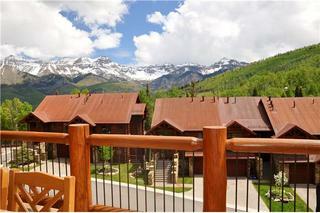 Villas At Tristant