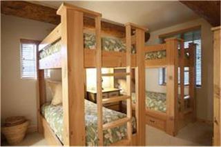 Mountain Lodge Cabin