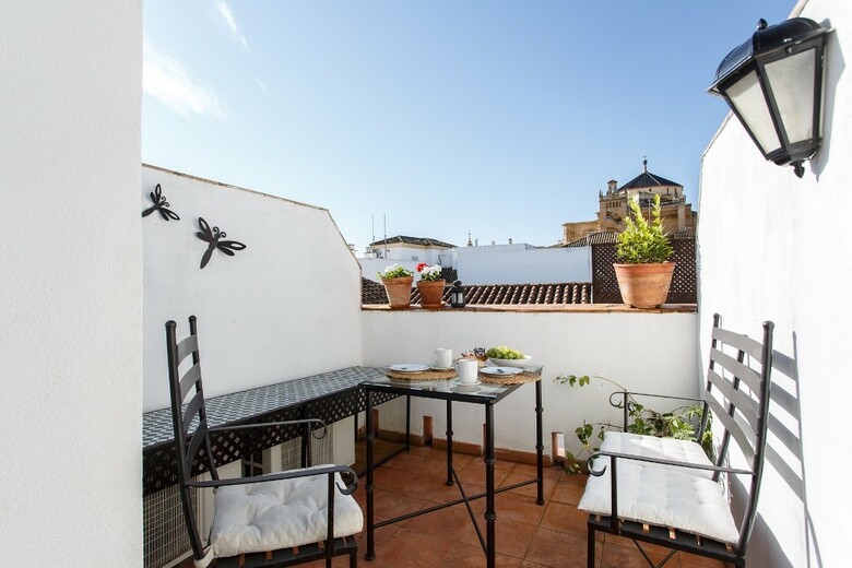 Apartamentos Turisticos  Los Patios de La Juderia