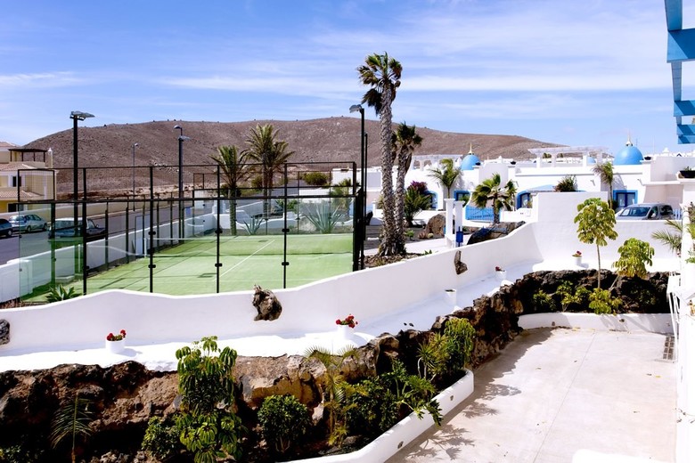 Bahia Azul Villas & Club