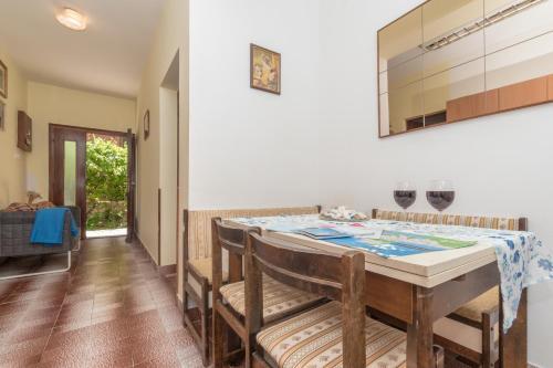 Apartamentos House Gloria 1