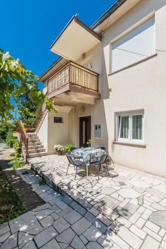 Apartamentos House Gloria 1