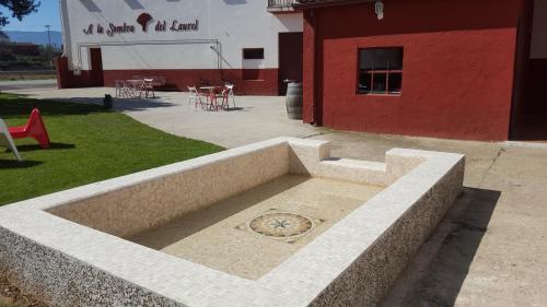 Albergue Hostal A La Sombra Del Laurel