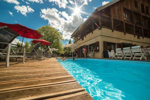 Hostal Chalet Les Moineaux Chambres D'h�tes