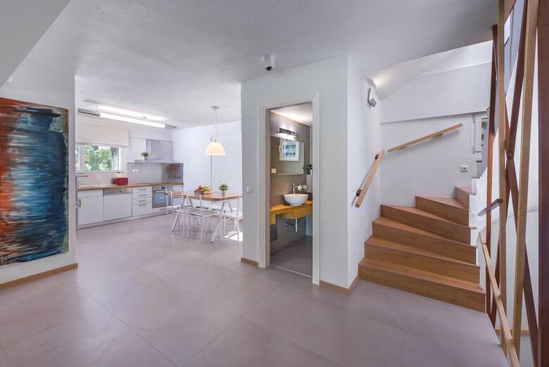 The White Villa At Sani