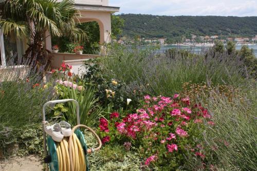 Hostal Double Room Supetarska Draga - Donja 2013e