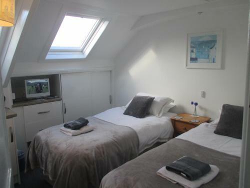 Bed & Breakfast Caledonia Guest House