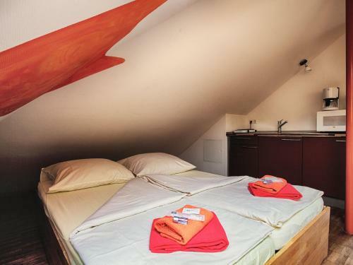 Hostal Alex 30 Hostel