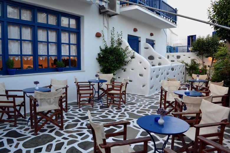 Dilion Hotel