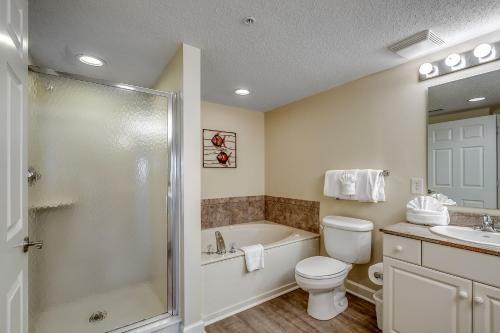 The Island Vista 910 Apartment