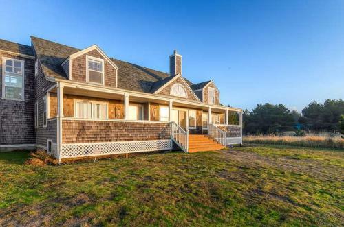Beachwood Estate