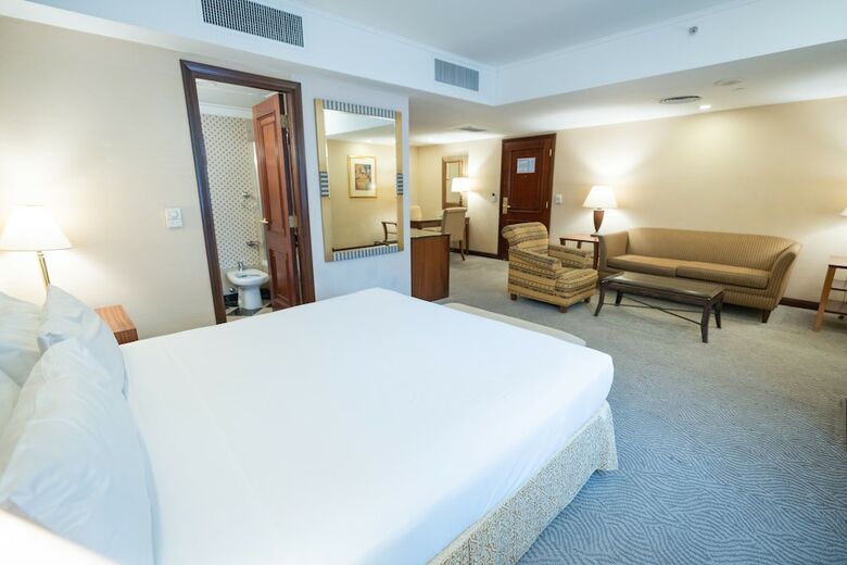 Hotel Doubletree By Hilton Buenos Aires