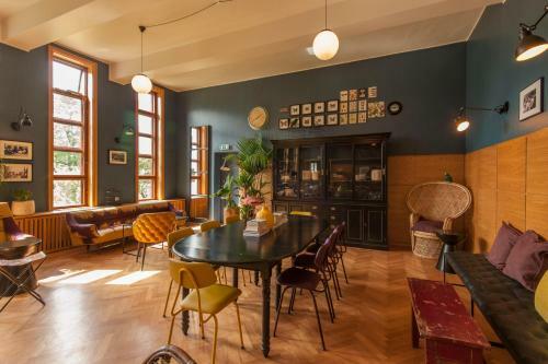 Residencia Gar�ur Inn