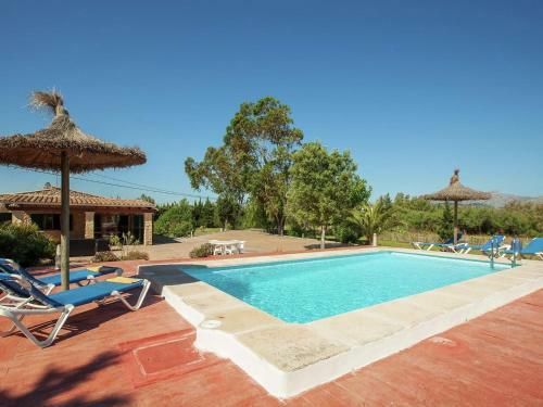 Cozy Holiday Home With Private Pool In Alcudia