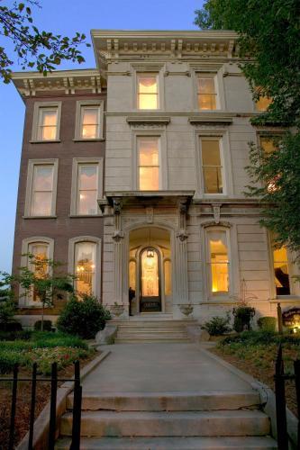 Dupont Mansion Historic Bed And Breakfast