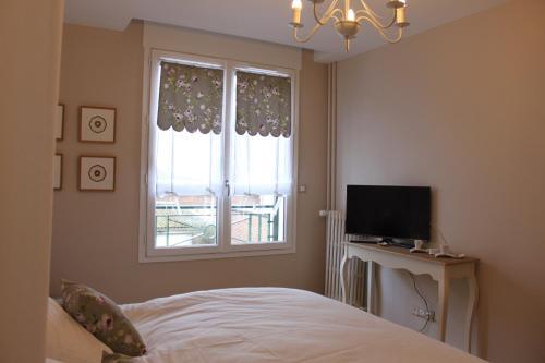 Bed & Breakfast Au Coeur De Beauvais Apartment