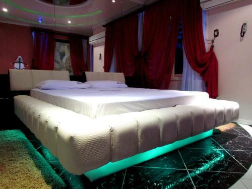Hotel Motel Giro D'�gua