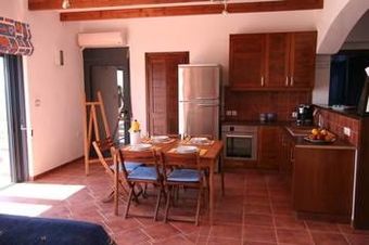 Cristelia Luxury Sea Front & Pool Villa