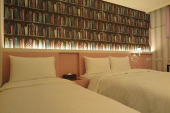 E91 Hotel