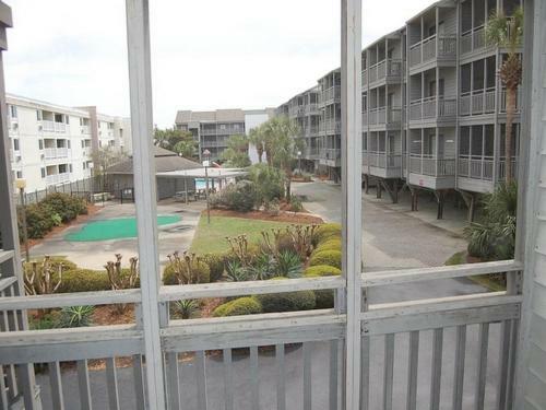Apartamento Pelican's Landing 132 Condo