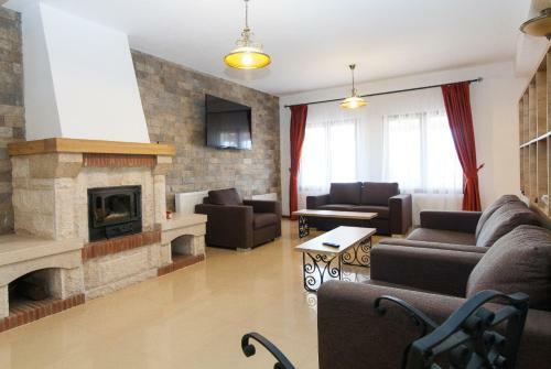 Hotel Pensiunea Marea Alpina, Maramures