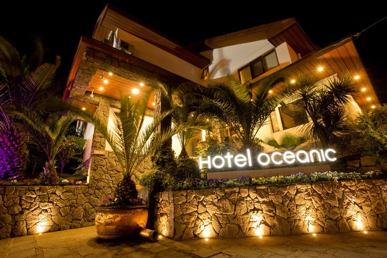 Hotel Oceanic