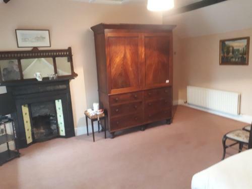 Hostal Castlemorris House